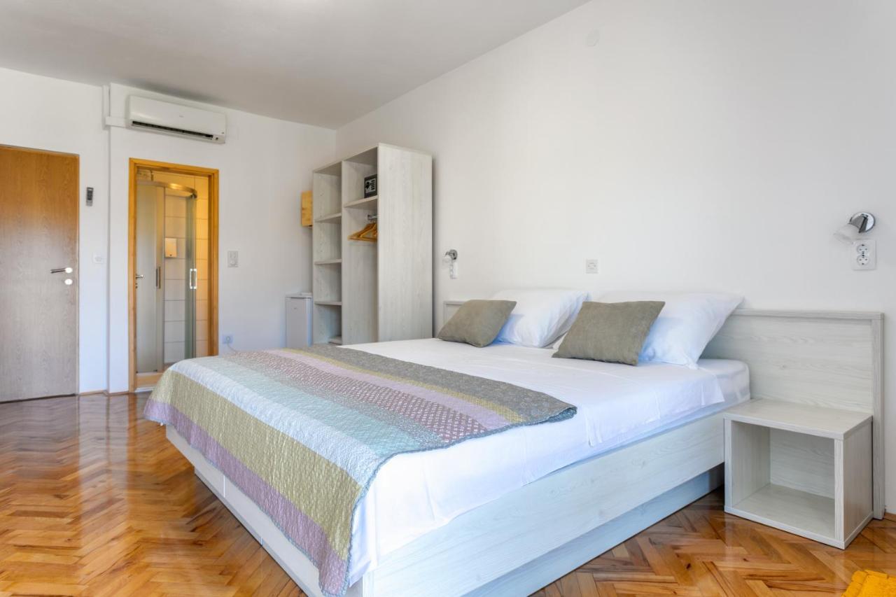 Apartments Luksa - Zf Hvar Hvar Town Exterior foto